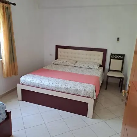 Hotel In Shëngjin